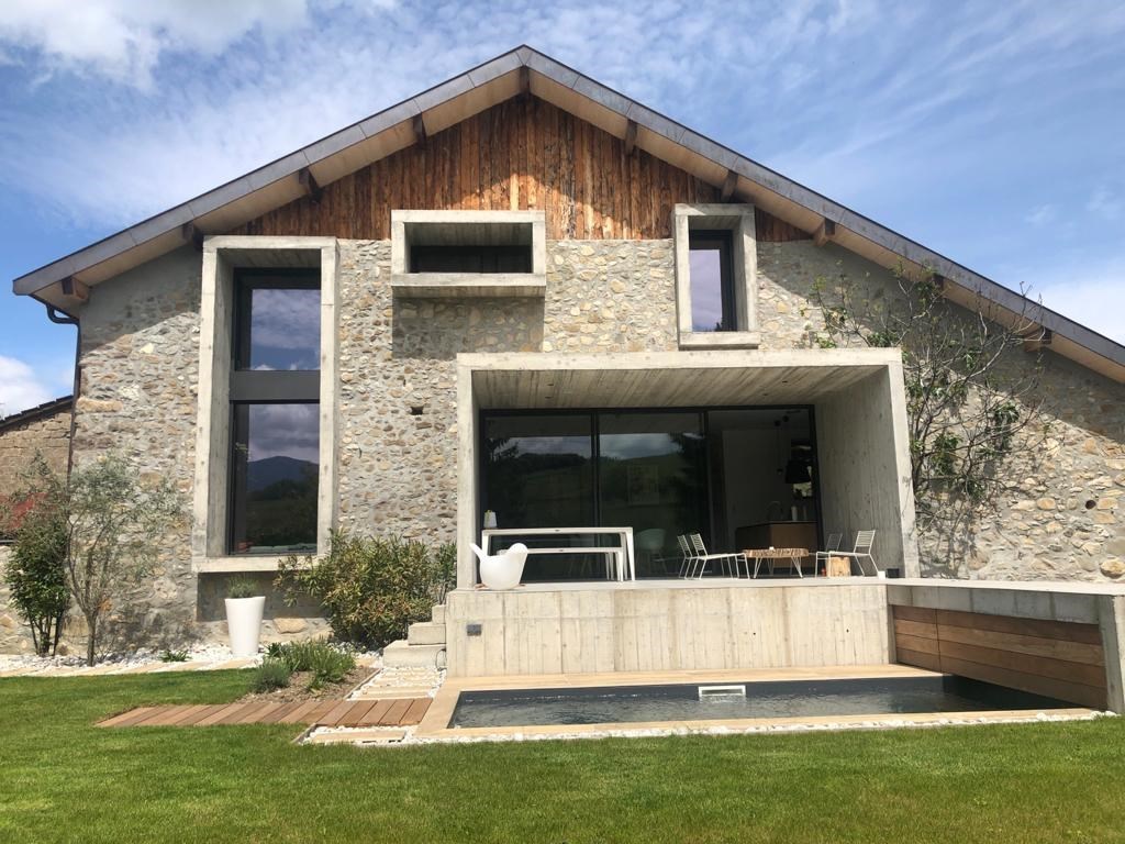 Maison V